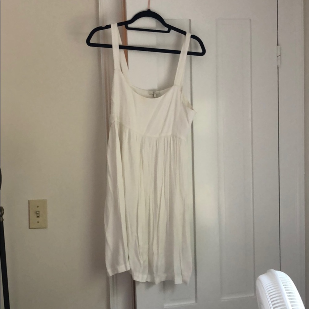 White dress 1920’s